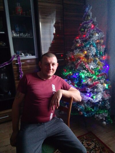  ,   Leonid, 40 ,   ,   