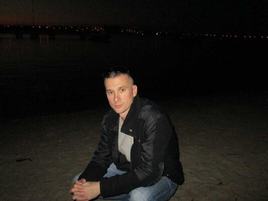  ,   Arthur, 42 ,     , c 
