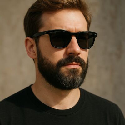  ,   Viktor, 37 ,   ,   