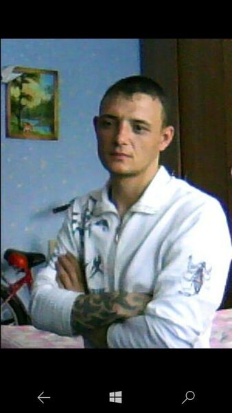  ,   Sergei, 40 ,   c 