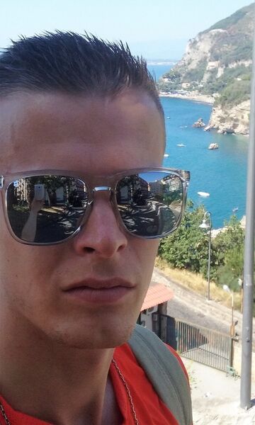  ,   Igor, 32 ,   ,   , c 