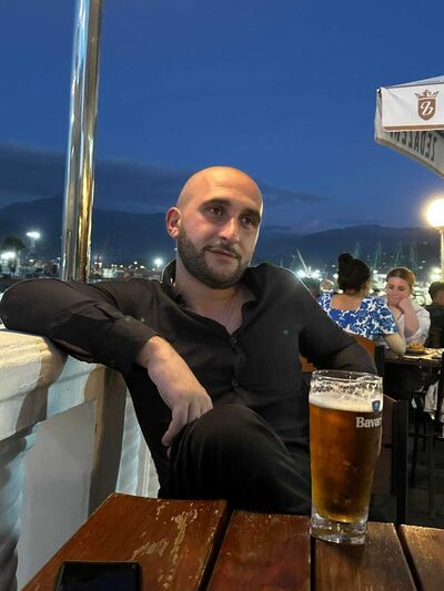  ,   Gio, 28 ,   ,   