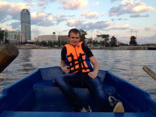  ,   Konstantin, 37 ,   ,   , c 