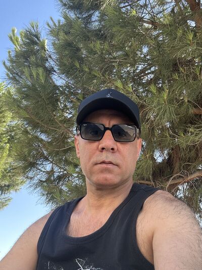  ,   David, 35 ,   ,   , c , 