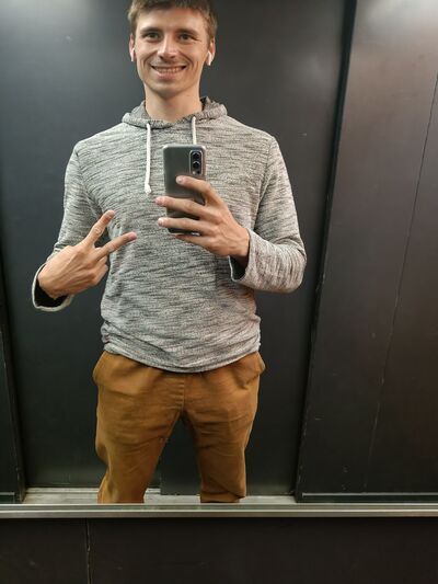  ,   Vladislav, 28 ,   ,   , c 