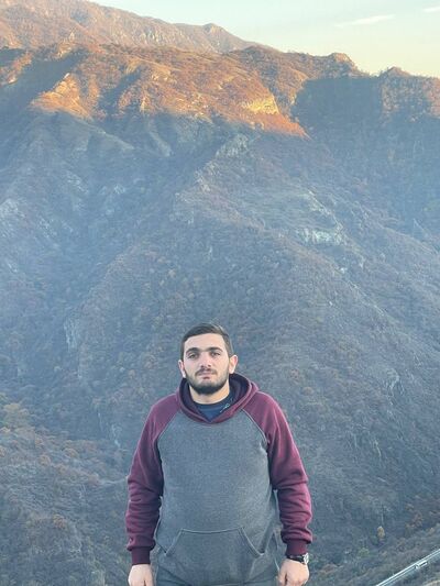  ,   Narek, 26 ,   ,   , c , 