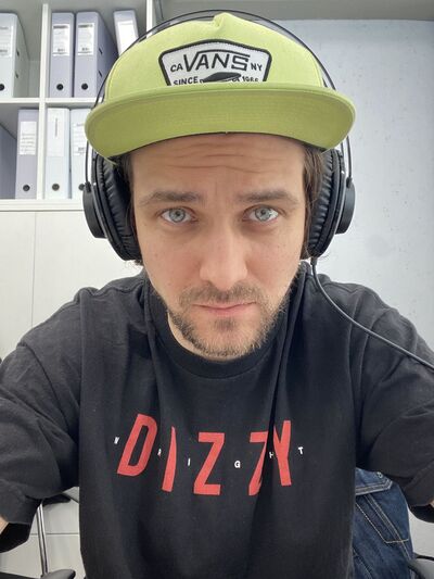  ,   Ruslan, 36 ,   ,   