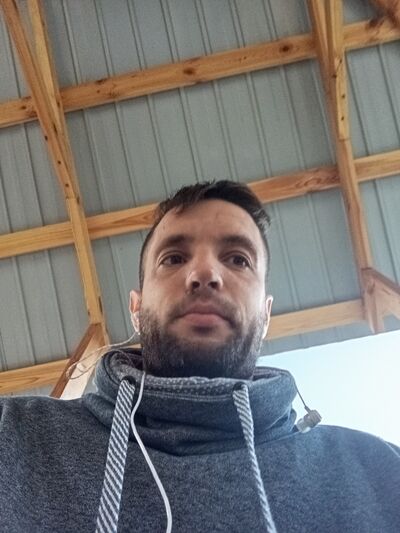  ,   Ivan, 37 ,   ,   , c , 