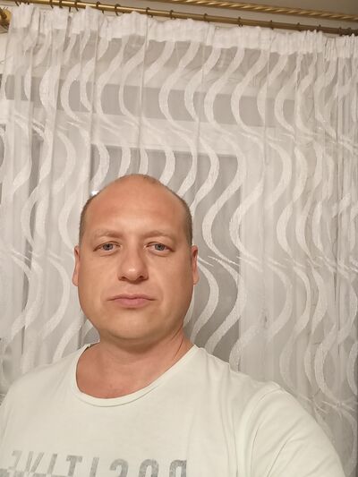  -,   Alexander, 45 ,     , c 