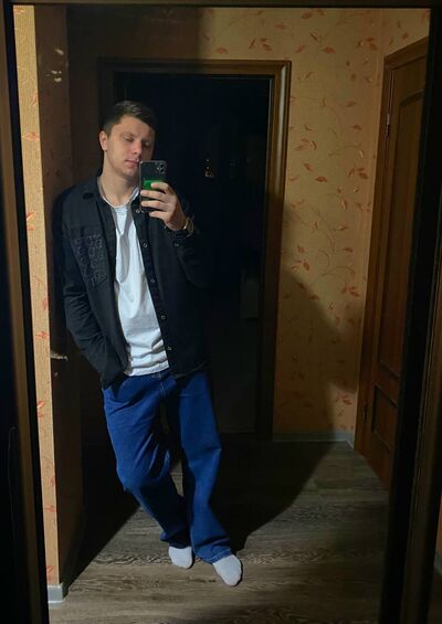  ,   Ruslan, 22 ,   ,   