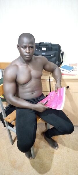 ,   Augusto, 34 ,   ,   