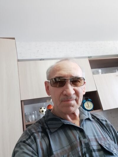  ,   Albert, 62 ,   ,   