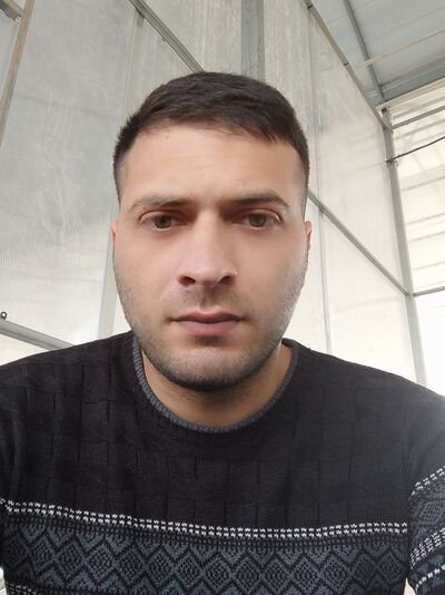  ,   Armen, 30 ,   ,   , c , 