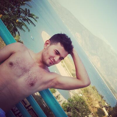  ,   Shaxboz, 34 ,   