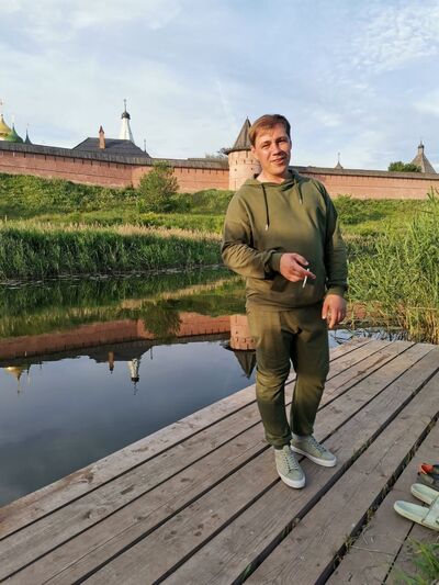  ,   Mikhail, 36 ,   c 