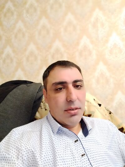  -,   Artur, 31 ,   ,   