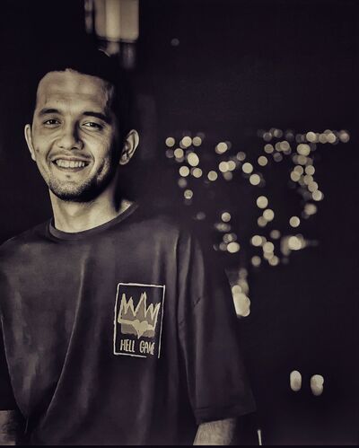  ,   Tommy, 27 ,   ,   
