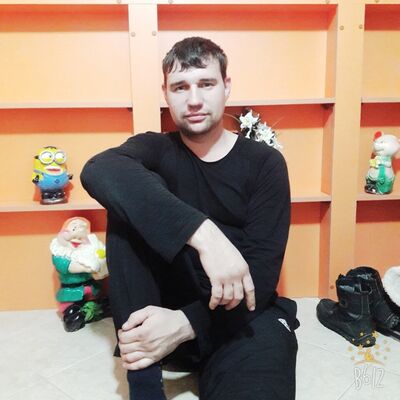  ,   Ivan, 38 ,   