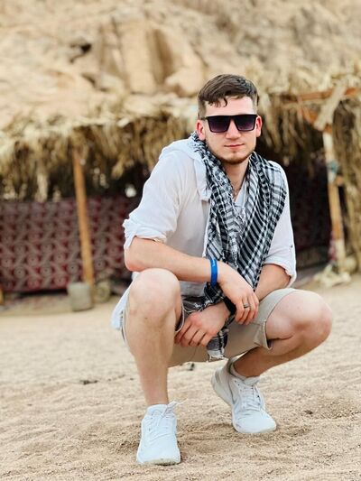  ,   Illia, 23 ,   ,   