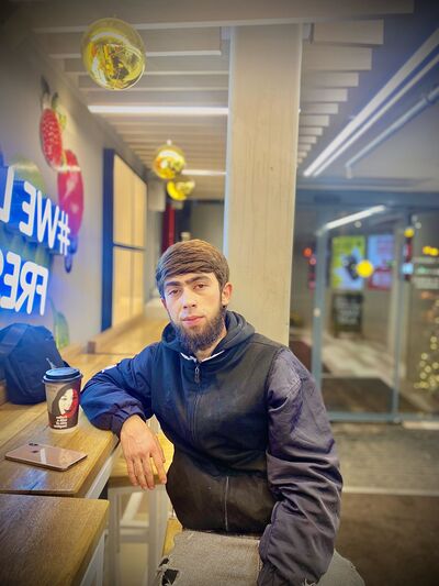  ,   Idris, 27 ,   ,   , c , 