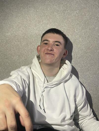  ,   Ruslan, 22 ,   ,   