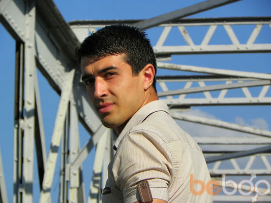  ,   Emir, 34 ,   