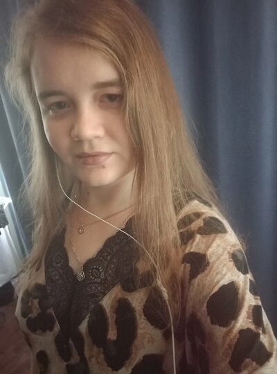  ,   Ksenia, 27 ,   c 