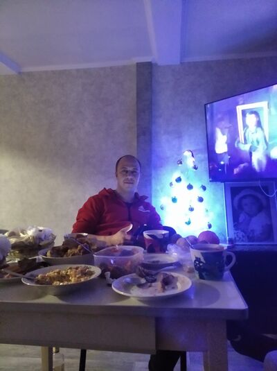  ,   Nik, 32 ,   ,   , c , 