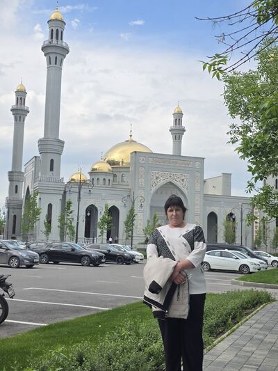  ,   Zeet, 53 ,   c 