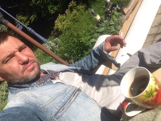  ,   Alex, 44 ,   ,   