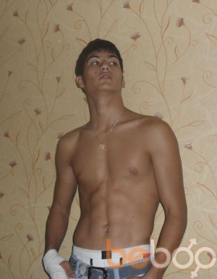  ,   S a m i r, 33 ,   