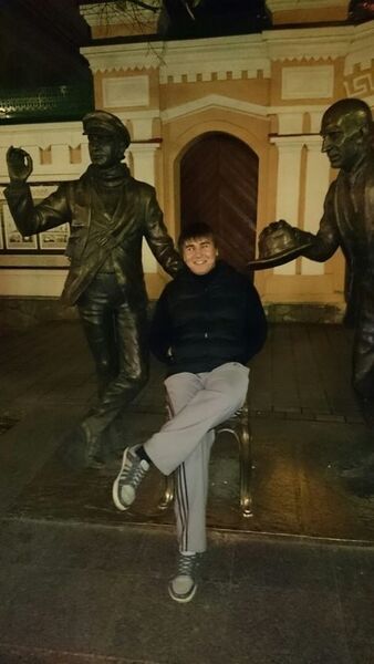 ,   Vova, 34 ,   