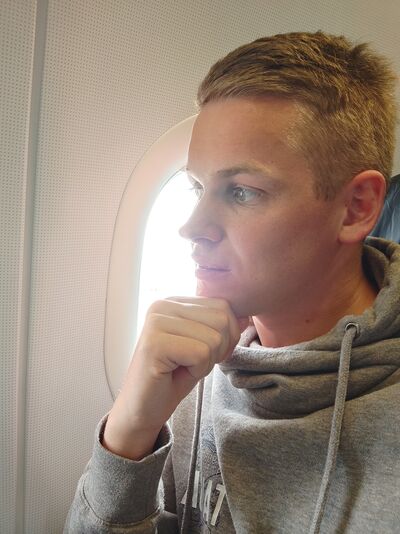 ,   Mikhail, 30 ,     , c , 