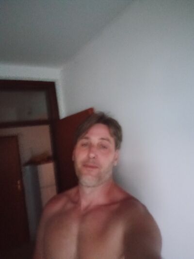  Budva,   Dado, 43 ,   ,   