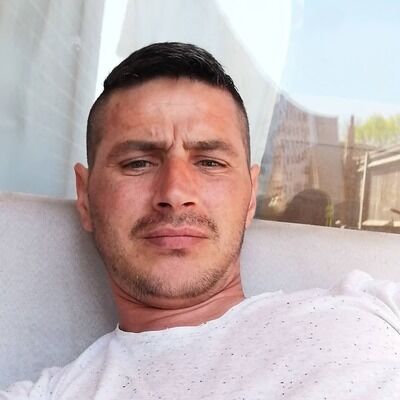  ,   Constantin, 38 ,   ,   