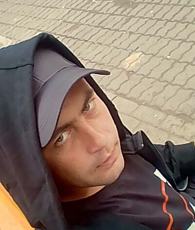  -,   Roman, 33 ,   ,   