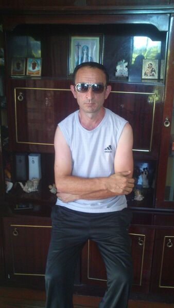  ,   Bacho, 49 ,   