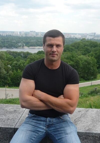  ,   Taras, 47 ,   