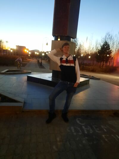  ,   Dima, 24 ,   ,   
