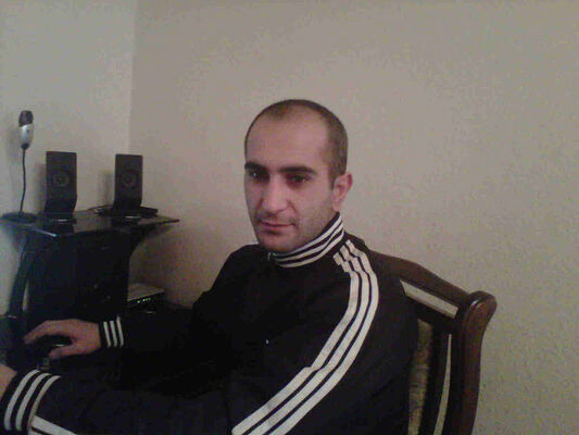  ,   Vito, 44 ,     , c 