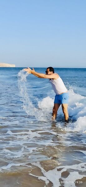  ,   Aymen, 32 ,   ,   