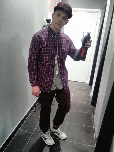  ,   Serg, 33 ,   