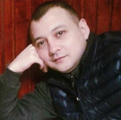  ,   Frenk, 44 ,   ,   