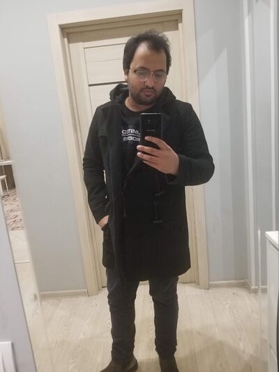  ,   Ali, 32 ,   ,   