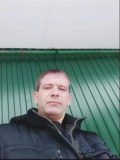  ,   Nik, 41 ,   c 