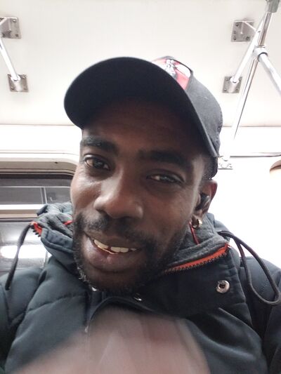  ,   Briant, 43 ,   ,   