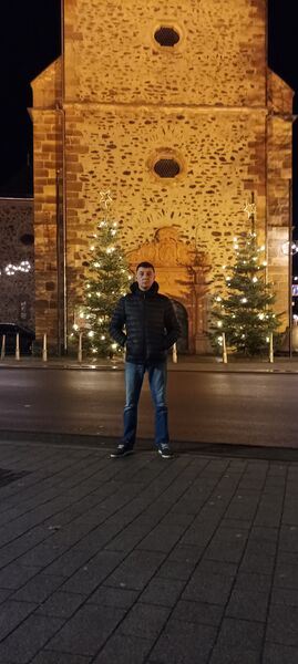 ,   Aliaksandr, 33 ,   ,   