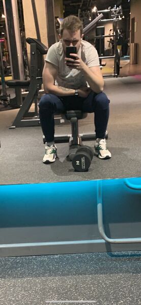  ,   Vladislav, 28 ,     , c 