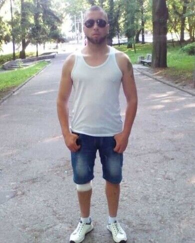  21956738  Artur, 37 ,    Praha