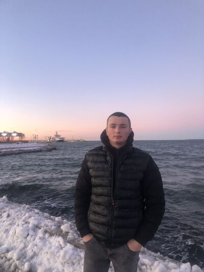  ,   Arsen, 19 ,   ,   